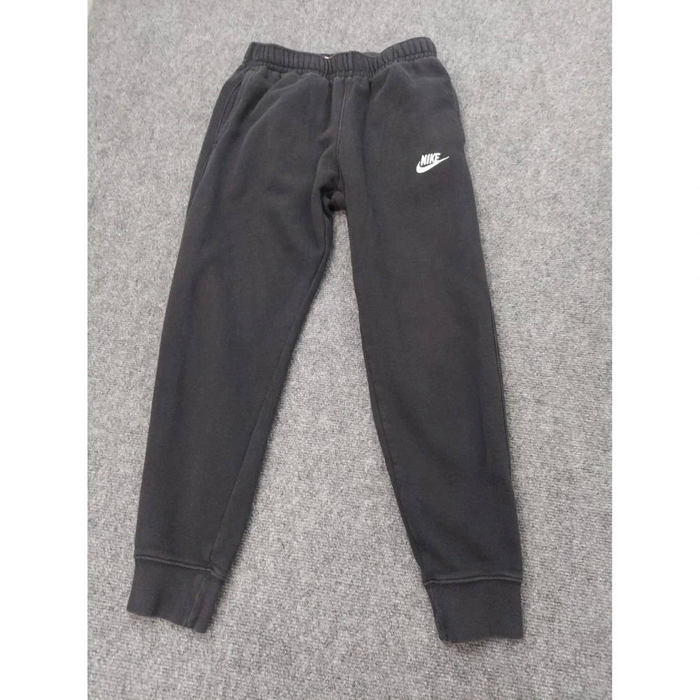 Nike lot sweat